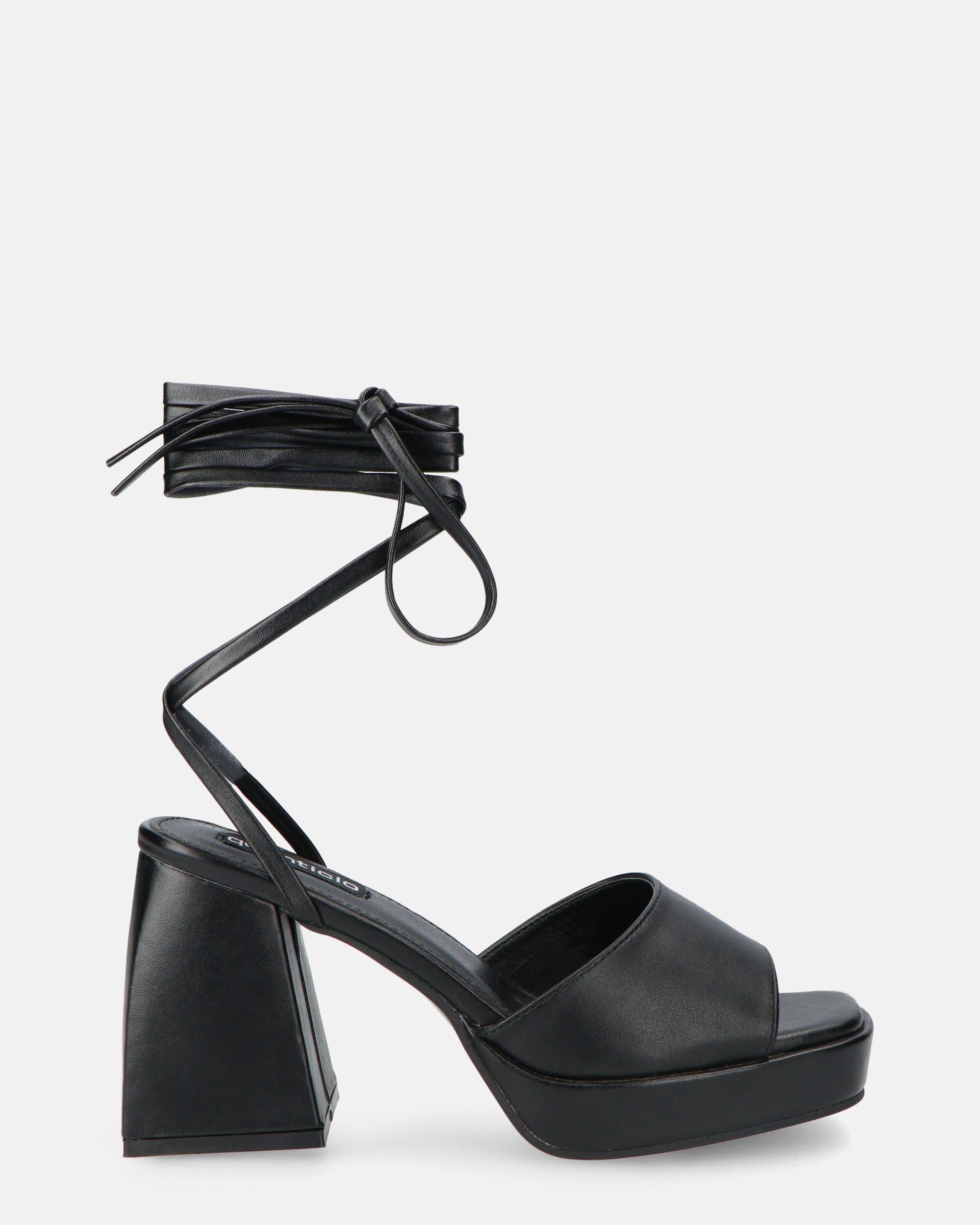 TOMI - sandals in black with laces and squared heel