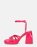WINONA - fuchsia glassy sandals with squared heel
