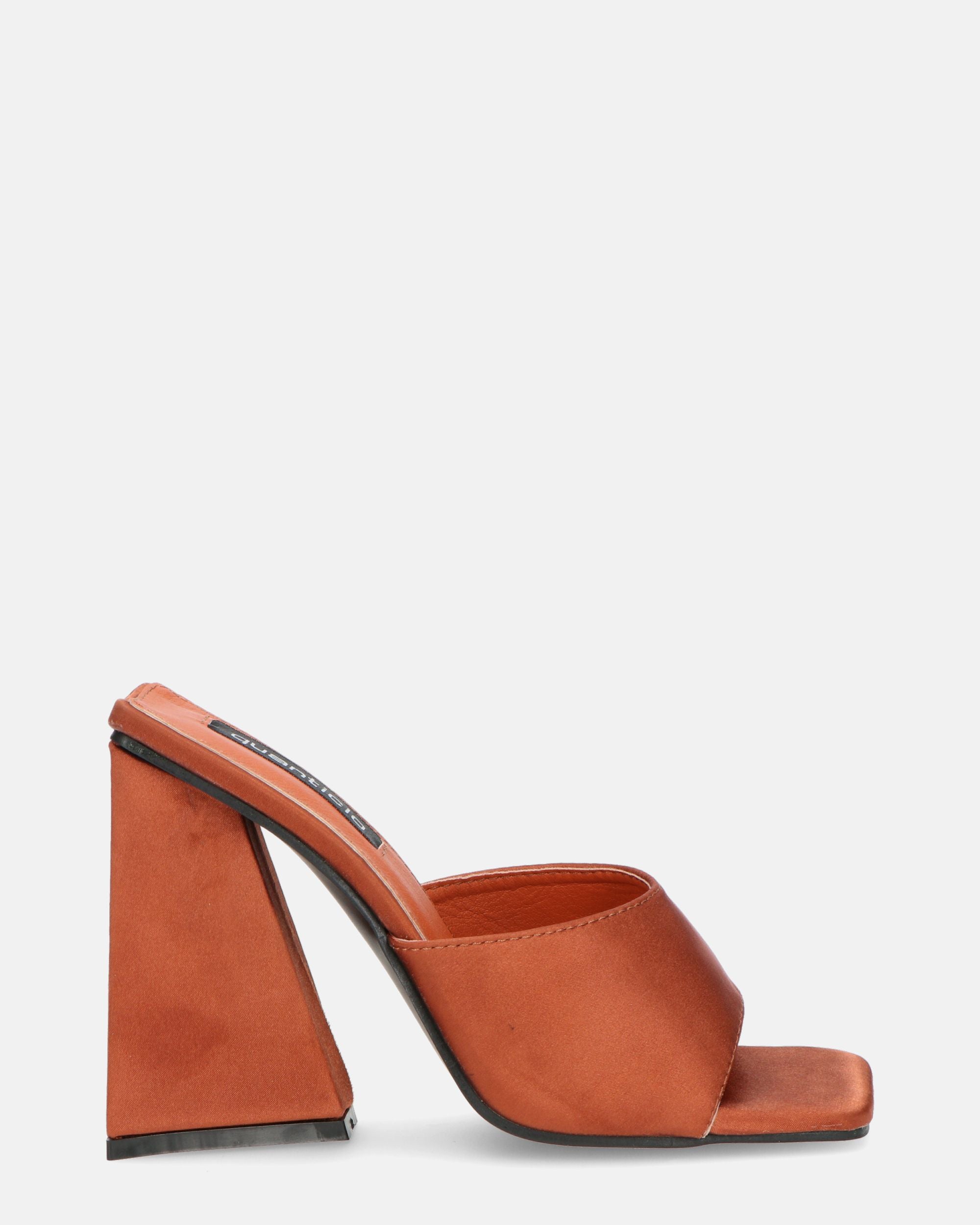 KAMELYA - copper-colored lycra square heel sandals