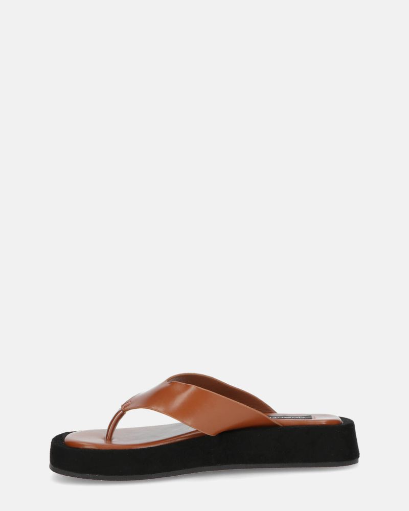 MONIA - brown thong sandals with suede platform