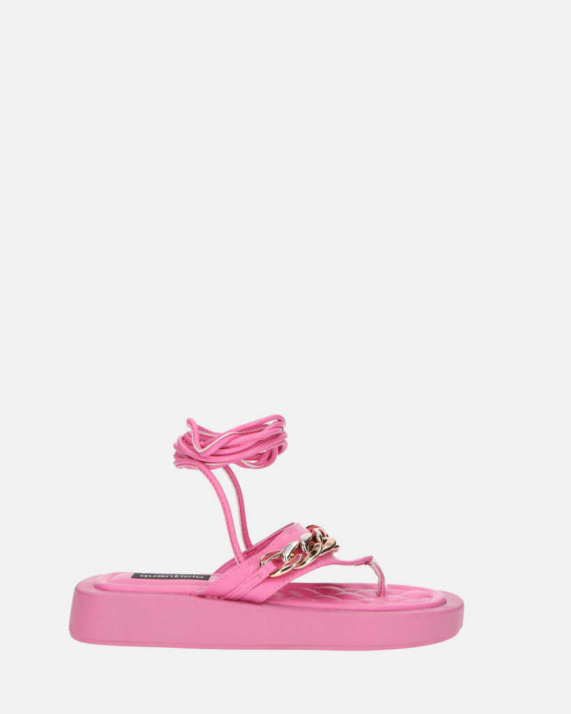 AURA - pink flat sandals with golden chain and laces